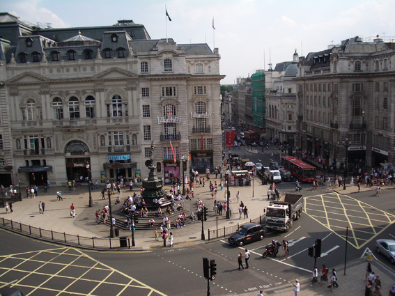 Fotografía: Picadilly Circus para comparar | Recurso educativo 48143